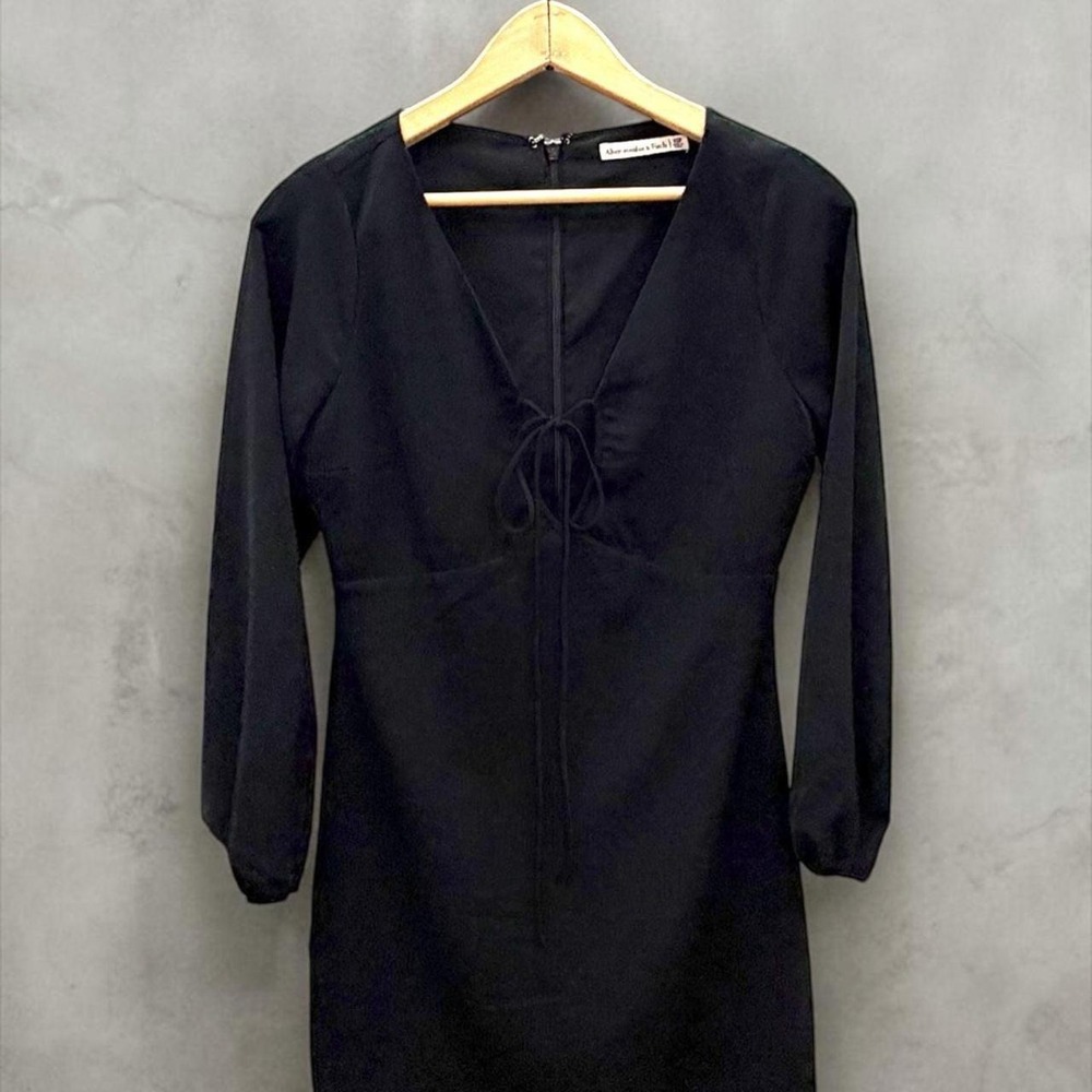 Abercrombie & Fitch Black Tie-Front Long Sleeve Mini Dress Size‎ XS